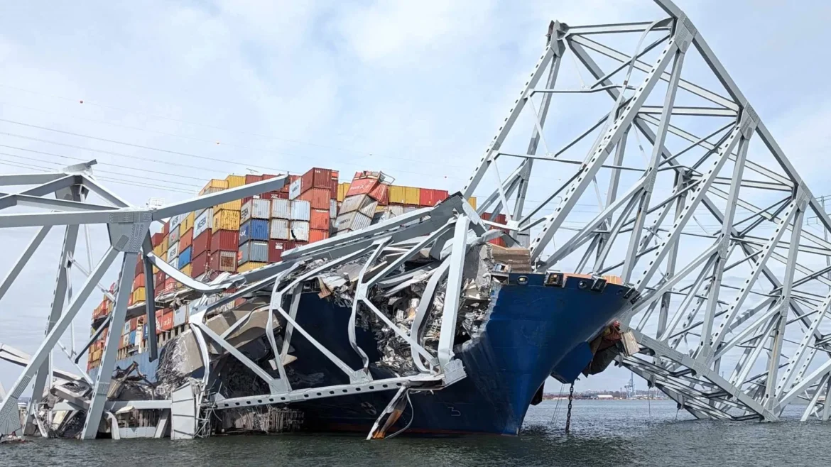 Dali Owner Sues Shipbuilder